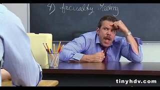 Мен сүйөм, подростковую киску Николь Феррера 6 91