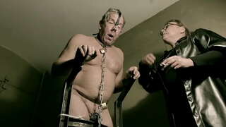 Gospodarice April - Crni catsuit lateks rob koristio