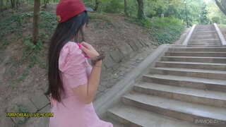 Дин и его дядя Дэн дарят молодой шлюхе две густые порции спермы в ее 18-летнюю киску - Белла Ангел часть 1 из 2